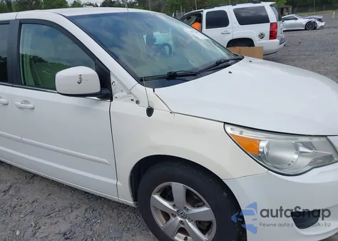 2010 Volkswagen Routan Se from USA, damaged, VIN 2V4RW3D1XAR202514